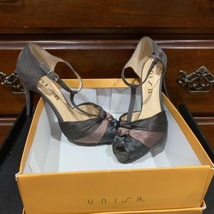 Grey Multi-Fabric Sexy Strapped Shoe